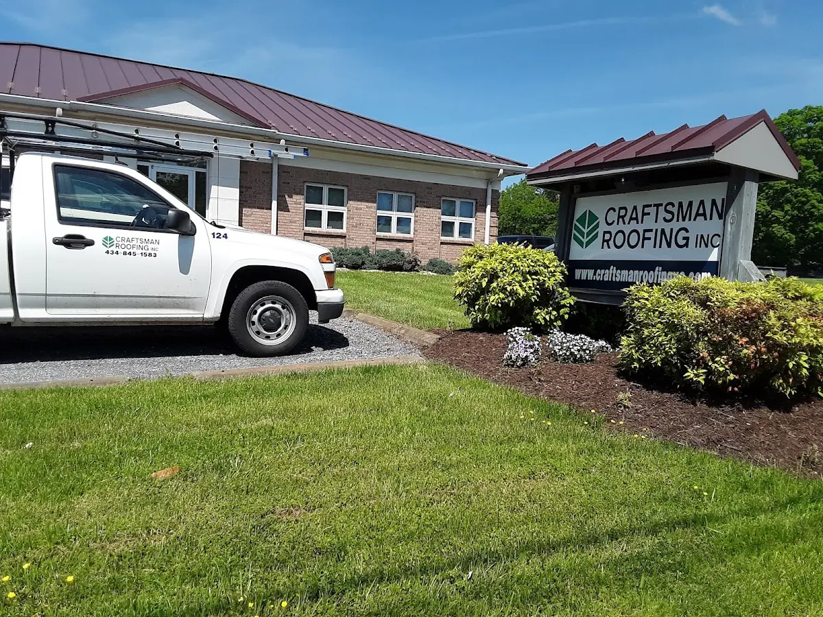 Quality Roof Replacement by experienced craftsmen in Hillside